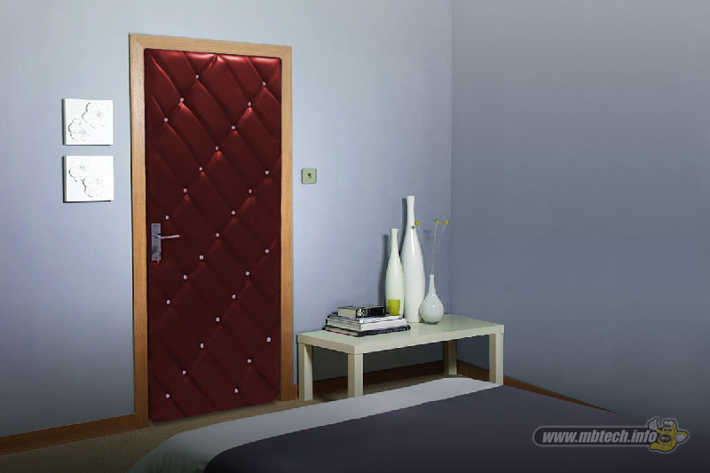 Pintu berwarna Burgundy dari MBtech Giorgio