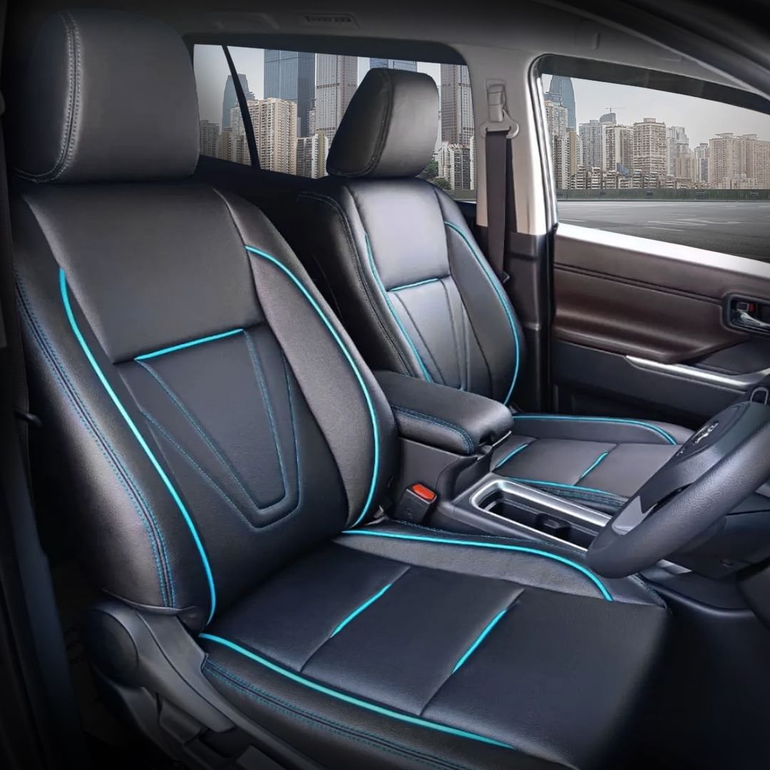 toyota innova zenix black 1