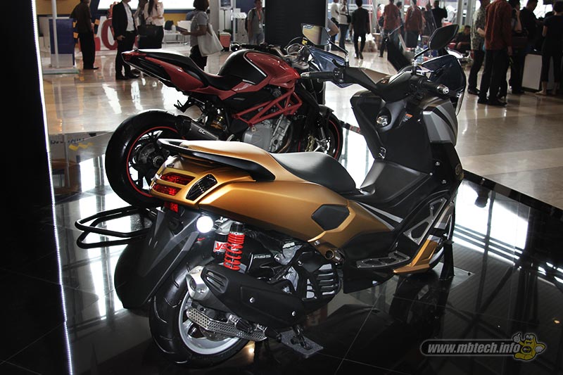 Nmax OEM Style - Jok Custom MBtech Riders Tampak Belakang