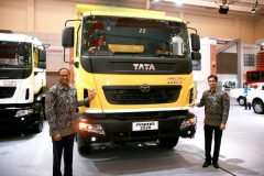 tata-motors-luncurkan-truk-prima-lx-2528