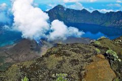 lari-ekstrem-rinjani-100-k-tahunan-kembali-dihelat