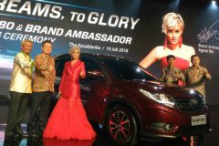 dfsk-resmi-perkenalkan-suv-glory-580