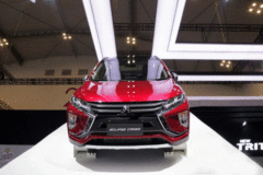 menyimak-fitur-unggulan-eclipse-cross-dan-outlander-phev