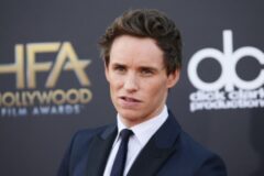 eddie-redmayne-tertarik-perankan-musuh-batman-the-riddler