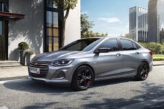 chevy-onix-hadir-di-china-berwujud-sedan