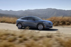 ford-mustang-mach-e-resmi-diperkenalkan