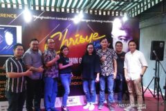 erwin-gutawa-siap-hadirkan-chrisye-di-konsernya-bagaimana-caranya