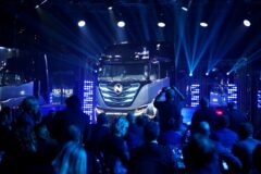 nikola-tre-truk-listrik-kolaborasi-iveco-dan-startup-nikola