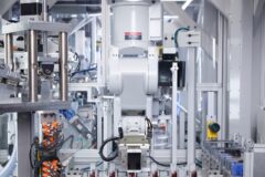 apple-daur-ulang-iphone-pakai-robot-daisy