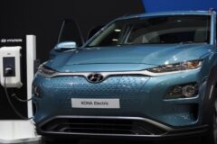 naik-ke-puncak-saula-himal-hyundai-kona-ev-cetak-rekor-dunia