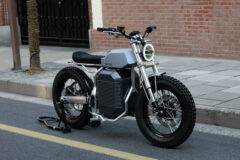 switch-escrambler-motor-listrik-berdesain-retro